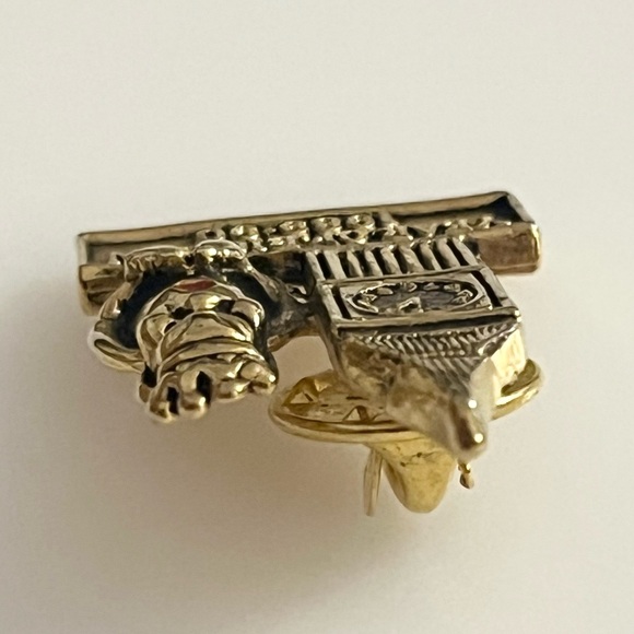 Vintage Year Of Big Ben 1989-90 Gold Tone Pin Brooch - Picture 4 of 10